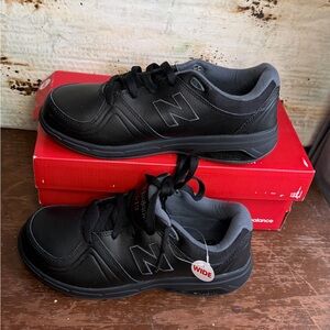 New Balance Womens 813 Leather Walking Shoes Comfort WW813BK Black Size 7 Wide